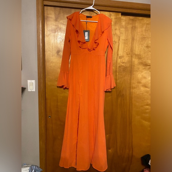 Pretty Little Things Gown - Picture 5 of 6